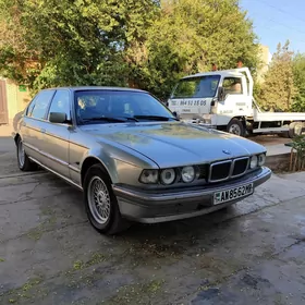 BMW 740 1990