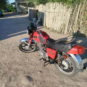 Iž Planeta 5 2001