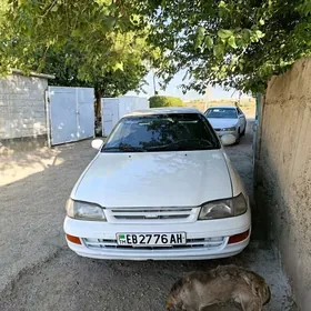 Toyota Corona 1993