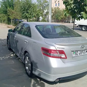 Toyota Camry 2010