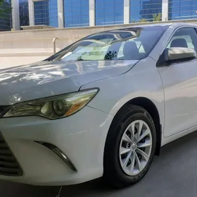 Toyota Camry 2017