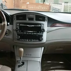 Toyota Avalon 2005