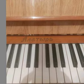 pianino