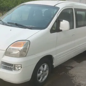 Hyundai H-1 2007