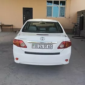 Toyota Corolla 2010
