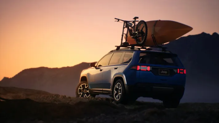 Jeep показал дизайн нового Cherokee и тизер его эволюции