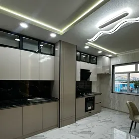 Mir2 3komnat kwadrat prihoşka