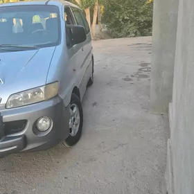 Hyundai H100 2003