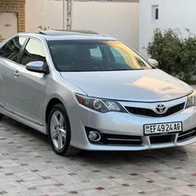 Toyota Camry 2012