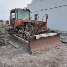 MTZ T-28 2017