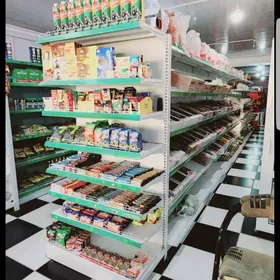 Market polka demir