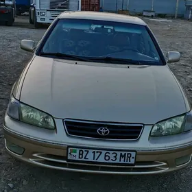 Toyota Camry 1999