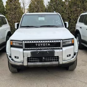 Toyota Land Cruiser Prado 2025