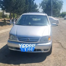 Toyota Sienna 2002