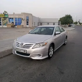 Toyota Camry 2010