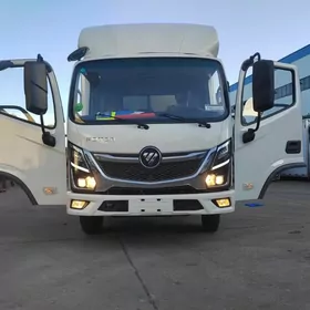Mitsubishi Canter 2025