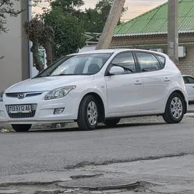 Hyundai I30 2010