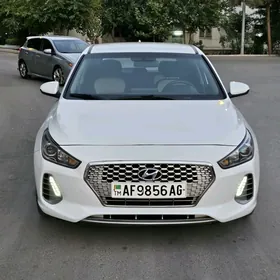 Hyundai Elantra GT 2018