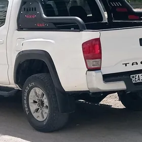 Takomo hilux Dugo