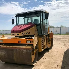 Bomag BW DH-4 2012