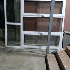 окно пластиковые 2*2.30м
