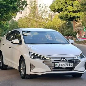 Hyundai Elantra 2019