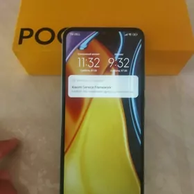 Poco c40