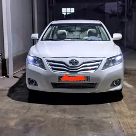 Toyota Camry 2010
