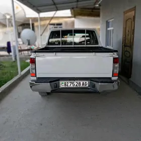 Nissan Navara 2014