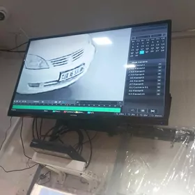 kiçi maşşynda paket  galdy