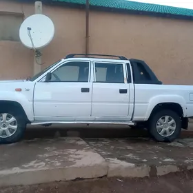 Mitsubishi L200 2006