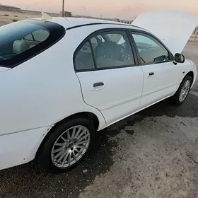 Mitsubishi Carisma 1996