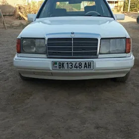 Mercedes-Benz 230E 1989