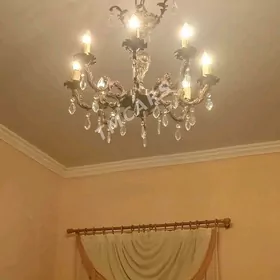 Бронзовая люстра