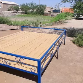 tapçan