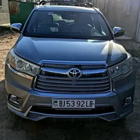 Toyota Highlander 2015
