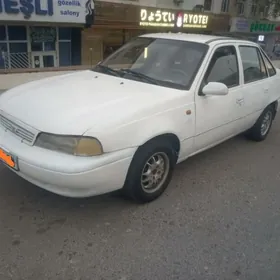 Daewoo Nexia 2001