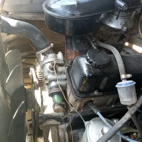 UAZ Profi 1992