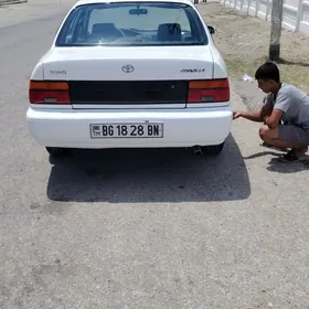 Toyota Corolla 1993