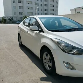 Hyundai Elantra 2011