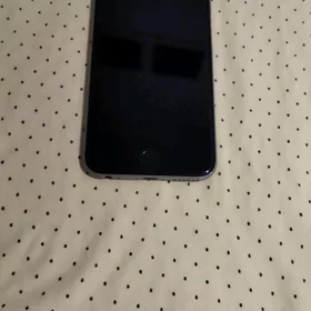 iPhone 6 (At 1586)