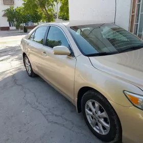 Toyota Camry 2010