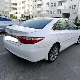 Toyota Camry 2016