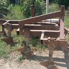 MTZ 82 2000