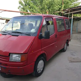 Ford Aerostar 1991