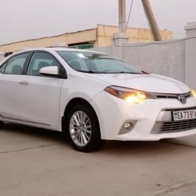 Toyota Corolla 2015