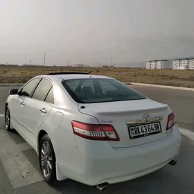 Toyota Camry 2010