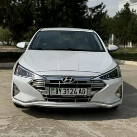 Hyundai Elantra 2020