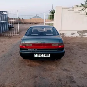 Toyota Corona 1993