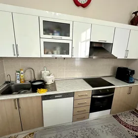  Кухонный гарнитурKuhnya